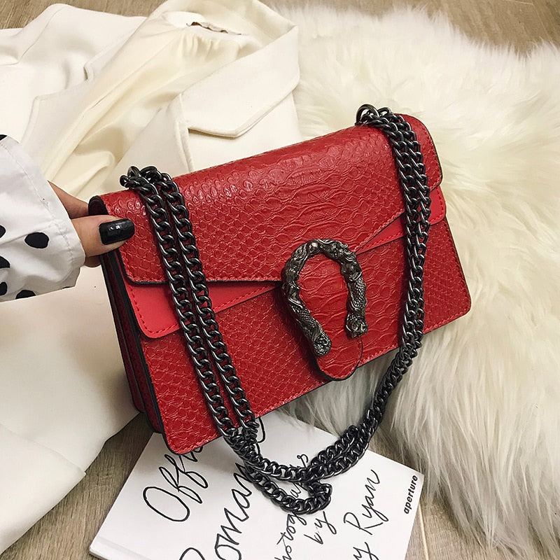 2019 New  Shoulder Bag Chains Messenger Bag Fashion Girls Casual Handbag Simple Leisure Personality Small Square Women Bag