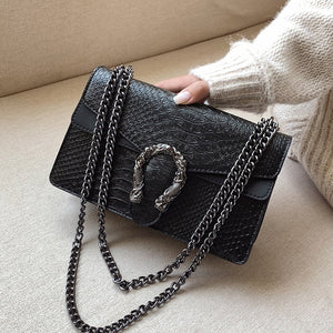 2019 New  Shoulder Bag Chains Messenger Bag Fashion Girls Casual Handbag Simple Leisure Personality Small Square Women Bag